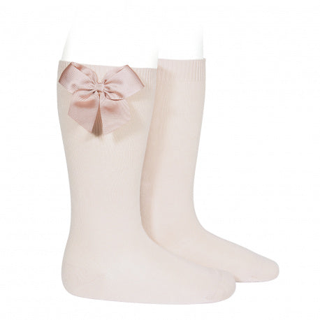 CALCETINES ALTOS CON LAZO LATERAL